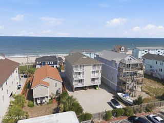 1707 Carolina Beach Avenue N Apt 1h, Carolina Beach, NC 28428