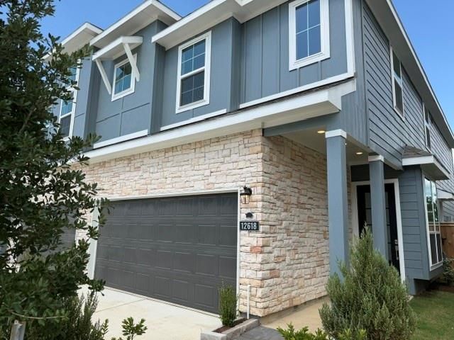 12618 Blue Catfish Lane, Cypress, TX 77433