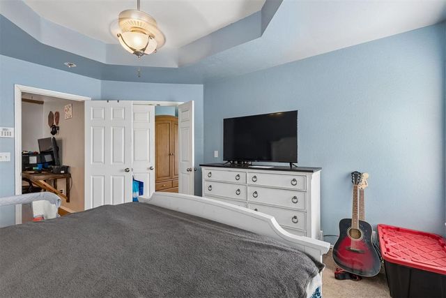 15900 Vicki Drive, Oklahoma City, OK 73170