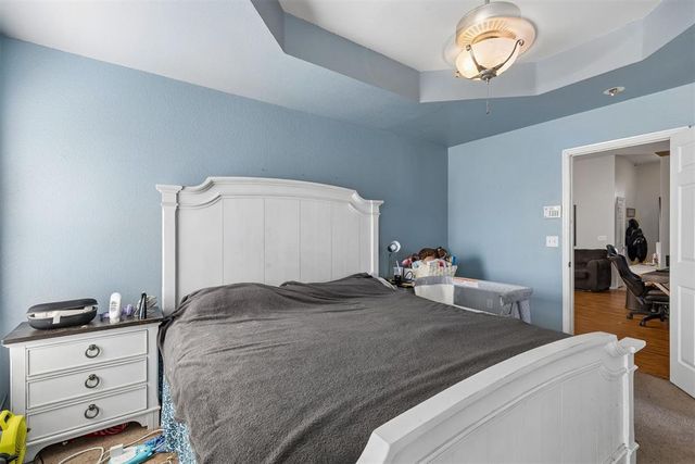 15900 Vicki Drive, Oklahoma City, OK 73170