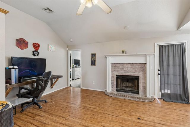 15900 Vicki Drive, Oklahoma City, OK 73170
