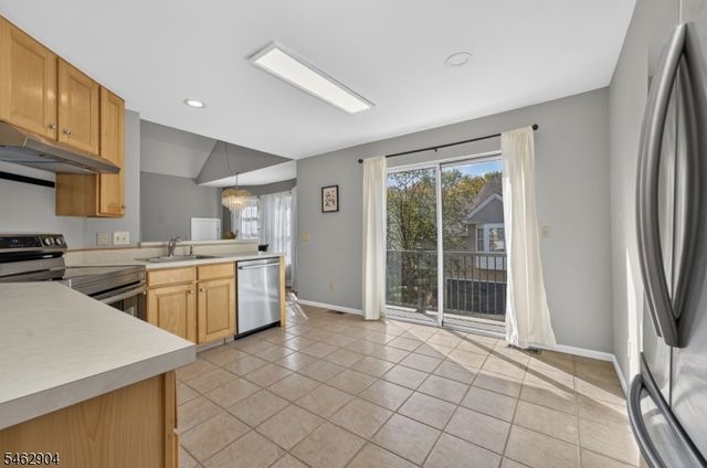 8 OAK KNOLL LANE, Bedminster Twp., NJ 07921