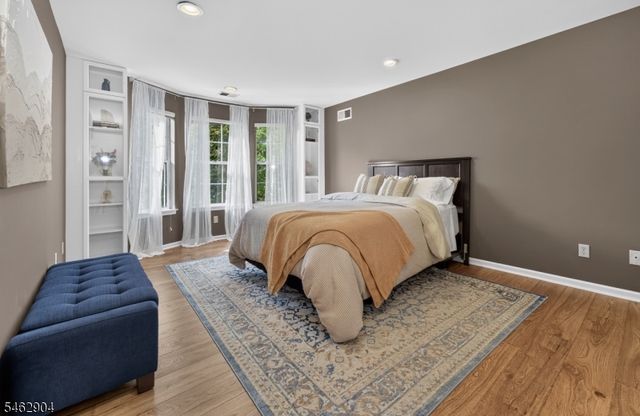 8 OAK KNOLL LANE, Bedminster Twp., NJ 07921