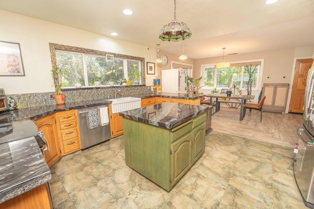 43043 South Fork Drive, Three Rivers, CA 93271