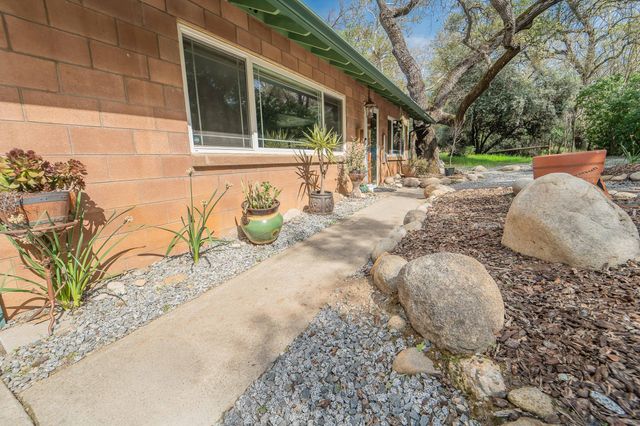 43043 South Fork Drive, Three Rivers, CA 93271