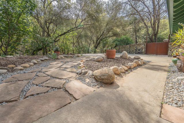 43043 South Fork Drive, Three Rivers, CA 93271