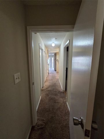 2501 Gulf Freeway 249D, Dickinson, TX 77539