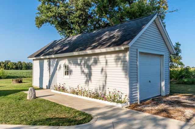 4939 County Road 36a, Butler, IN 46721