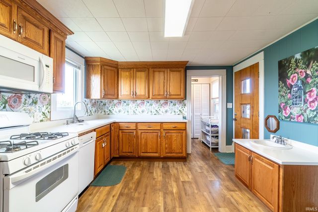 4939 County Road 36a, Butler, IN 46721