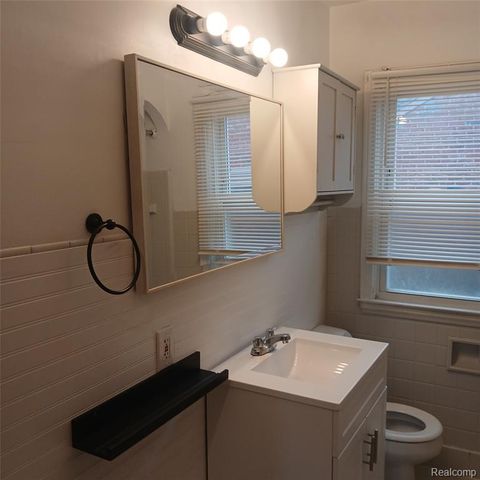 19145 Fielding Street, Detroit, MI 48219