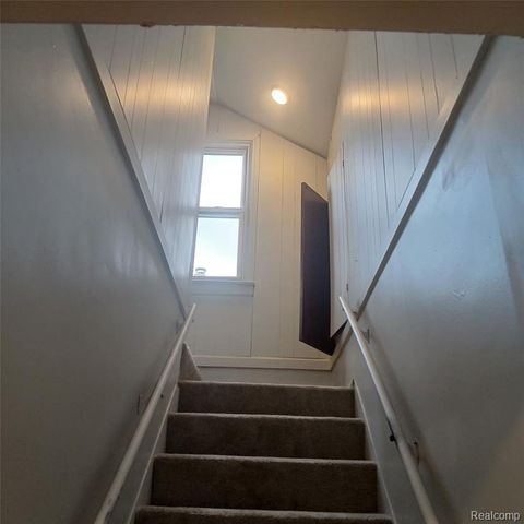 19145 Fielding Street, Detroit, MI 48219