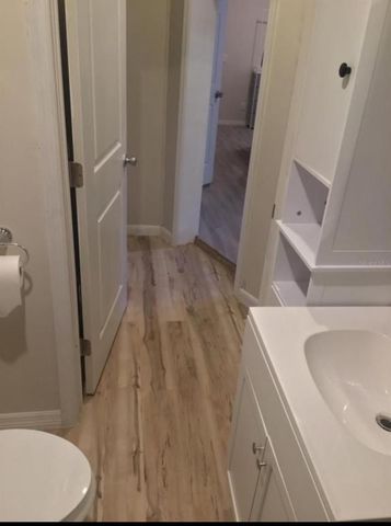 1033 NEVILLE AVENUE, Lakeland, FL 33805