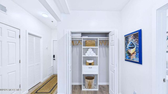 4 N Brighton Avenue, Atlantic City, NJ 08400