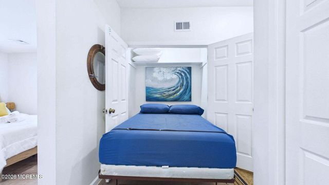 4 N Brighton Avenue, Atlantic City, NJ 08400