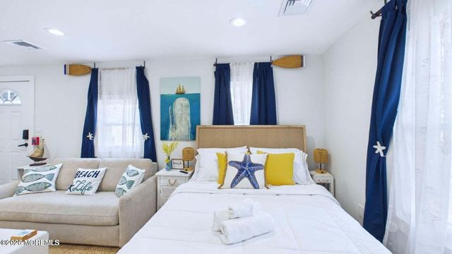 4 N Brighton Avenue, Atlantic City, NJ 08400