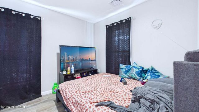 4 N Brighton Avenue, Atlantic City, NJ 08400