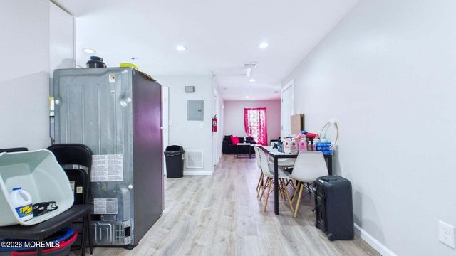 4 N Brighton Avenue, Atlantic City, NJ 08400