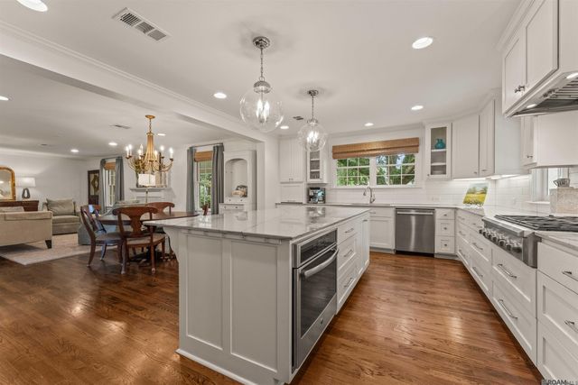 7045 Sheffield Ave, Baton Rouge, LA 70806