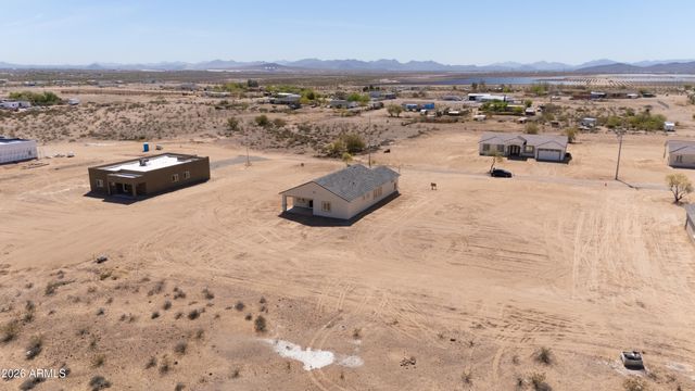 34208 W CHAMBERS Street, Tonopah, AZ 85354