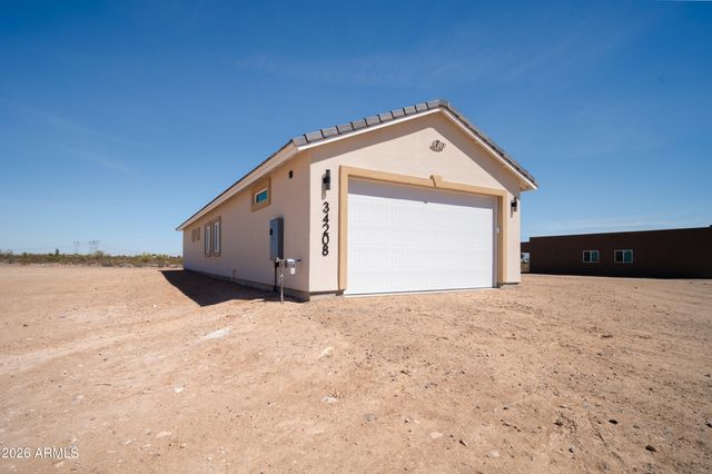 34208 W CHAMBERS Street, Tonopah, AZ 85354