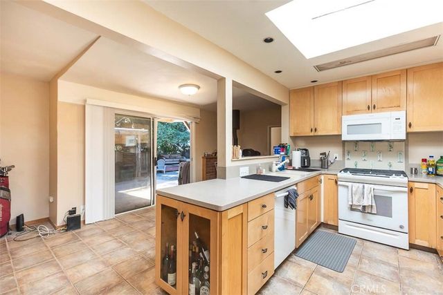 241 Henderson, San Luis Obispo, CA 93405