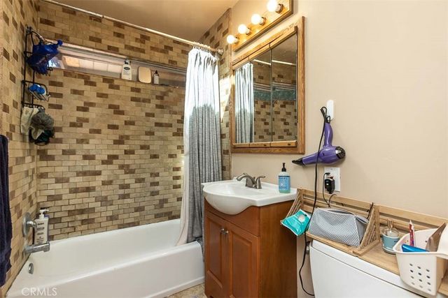 241 Henderson, San Luis Obispo, CA 93405