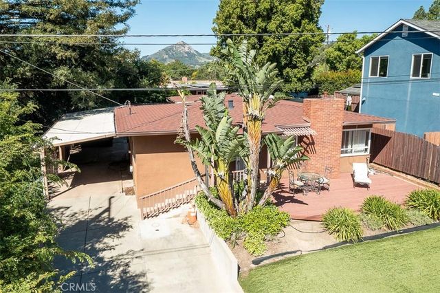 241 Henderson, San Luis Obispo, CA 93405