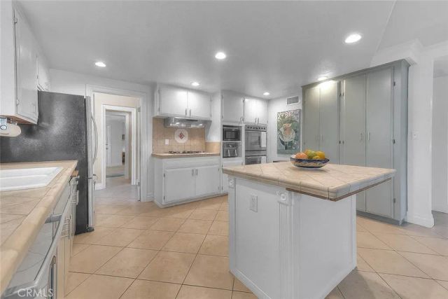 1517 E 19th, Santa Ana, CA 92705