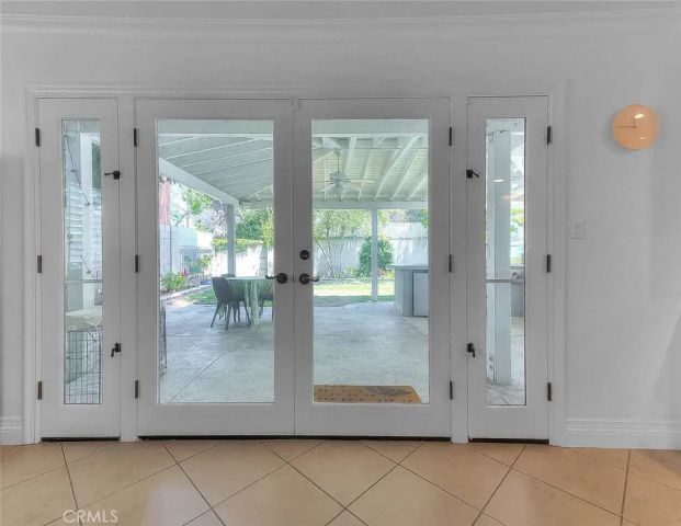 1517 E 19th, Santa Ana, CA 92705