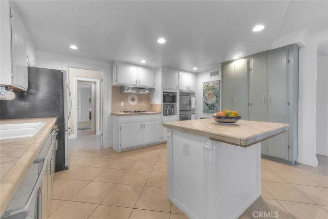 1517 E 19th, Santa Ana, CA 92705