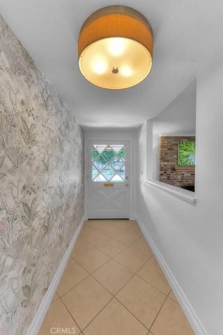 1517 E 19th, Santa Ana, CA 92705