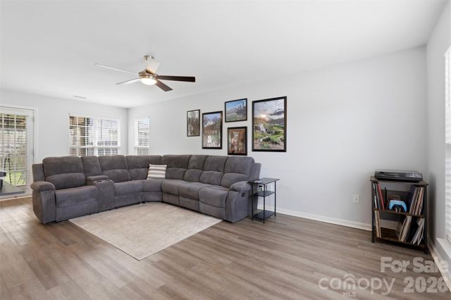 7130 Gallatin Lane, Charlotte, NC 28213