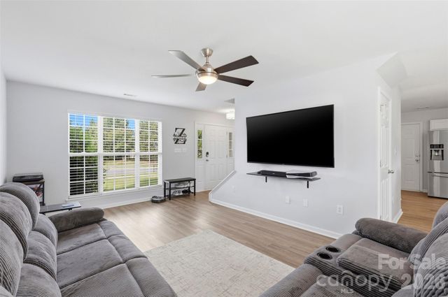 7130 Gallatin Lane, Charlotte, NC 28213