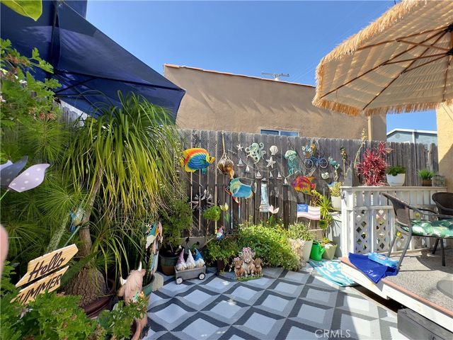 2063 W 220th Street, Torrance, CA 90501