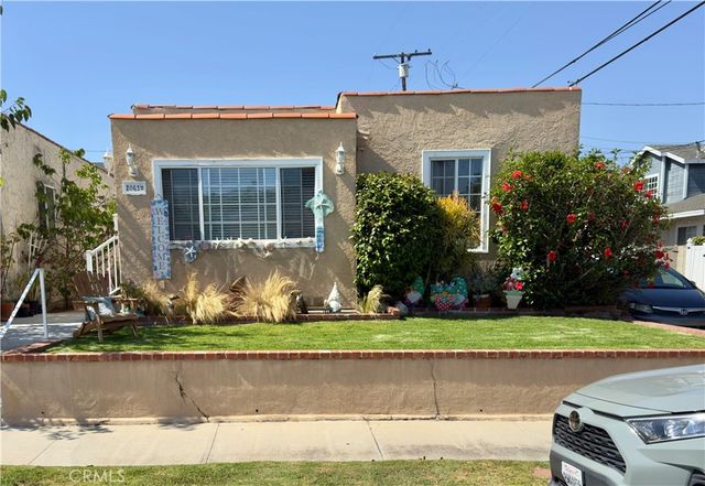 2063 W 220th Street, Torrance, CA 90501