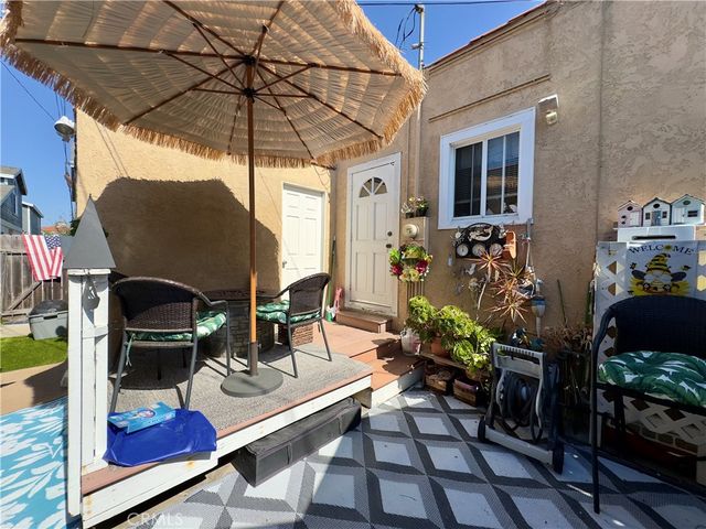 2063 W 220th Street, Torrance, CA 90501