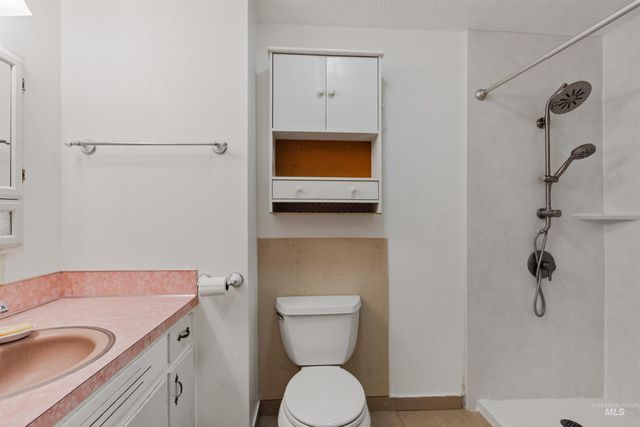 4910 W View Pl, Meridian, ID 83642