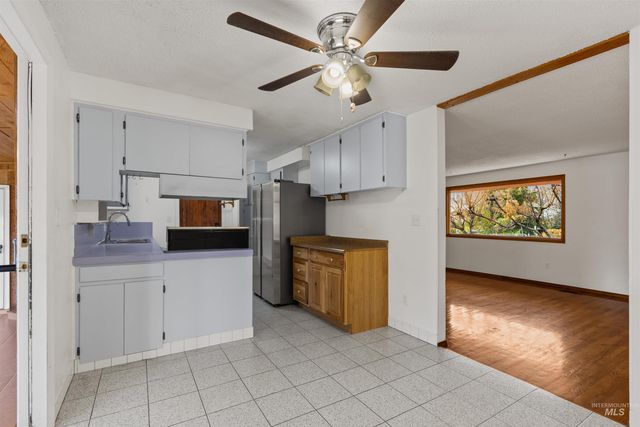 4910 W View Pl, Meridian, ID 83642