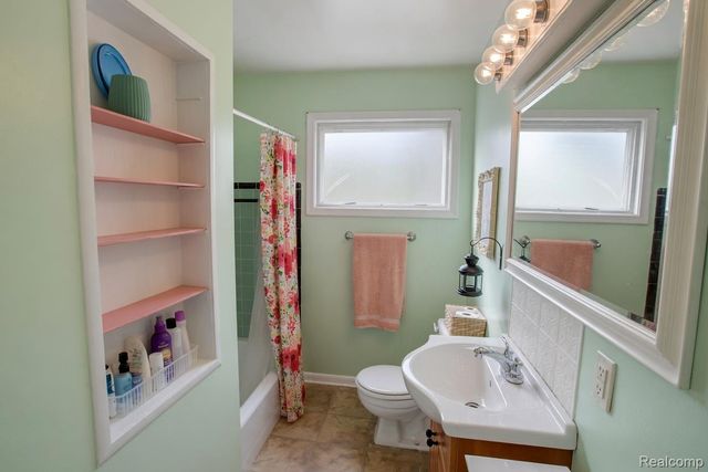 3826 Whittier Avenue, Flint, MI 48506