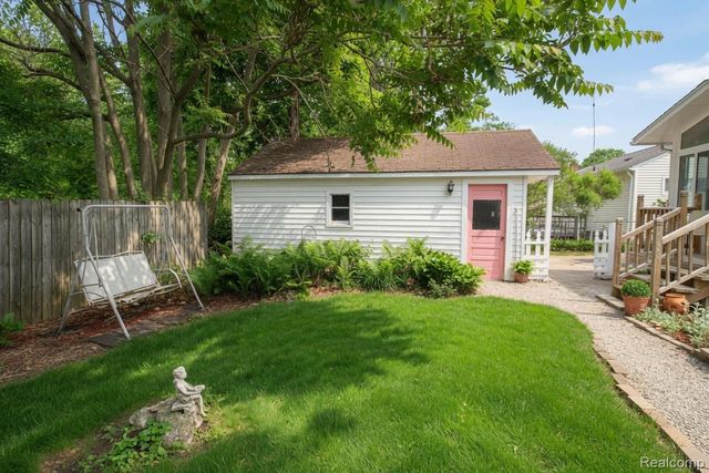 3826 Whittier Avenue, Flint, MI 48506