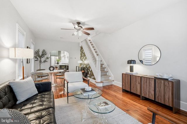 5 E COLLINGS AVE, Collingswood, NJ 08108