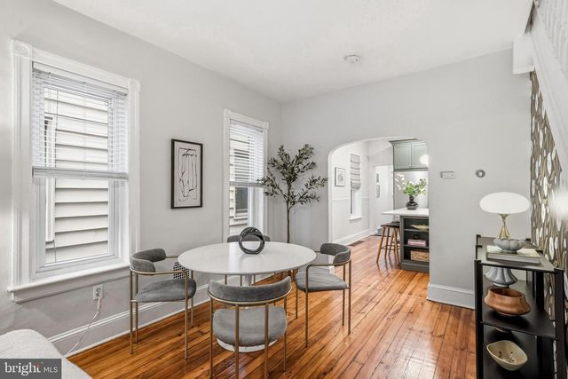 5 E COLLINGS AVE, Collingswood, NJ 08108