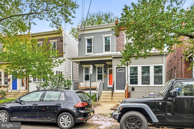 5 E COLLINGS AVE, Collingswood, NJ 08108