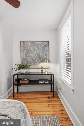 5 E COLLINGS AVE, Collingswood, NJ 08108