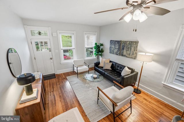 5 E COLLINGS AVE, Collingswood, NJ 08108