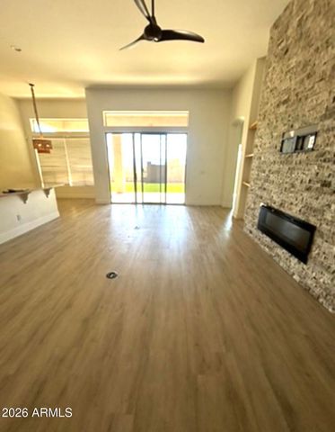 16634 S 3rd Place, Phoenix, AZ 85048