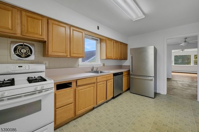 15 Emmett Avenue, Morris Twp., NJ 07960