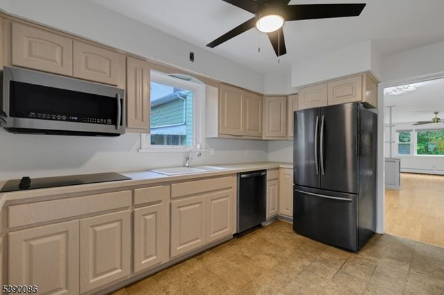 15 Emmett Avenue, Morris Twp., NJ 07960