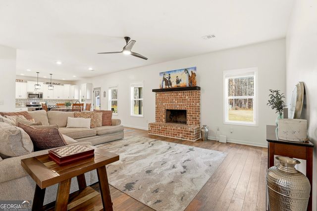 19 Allison Road, Moreland, GA 30259