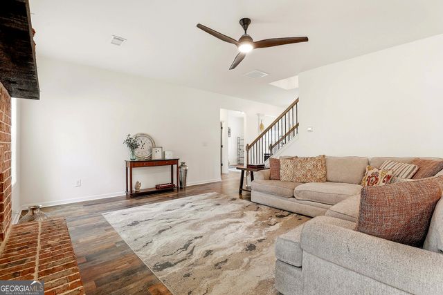 19 Allison Road, Moreland, GA 30259